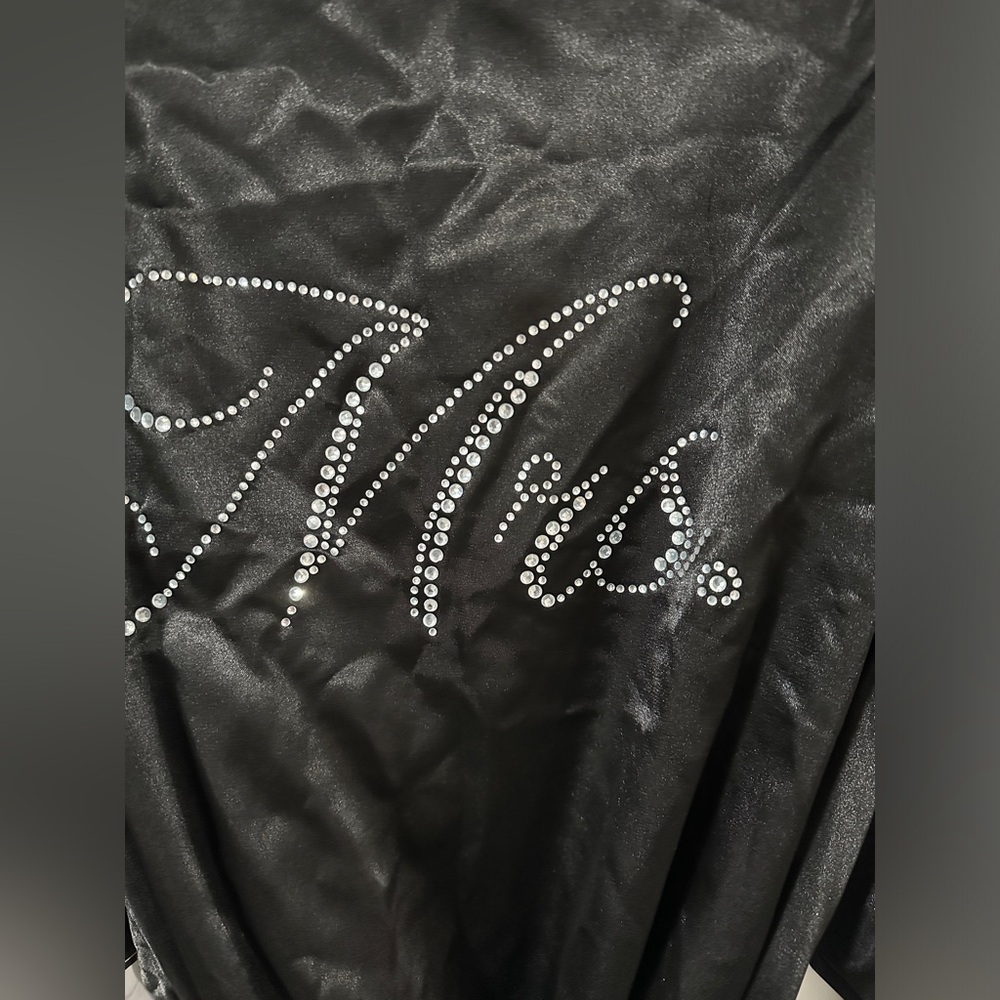 NWT David’s Bridal Mrs. Satin Robe - Picture 4 of 9
